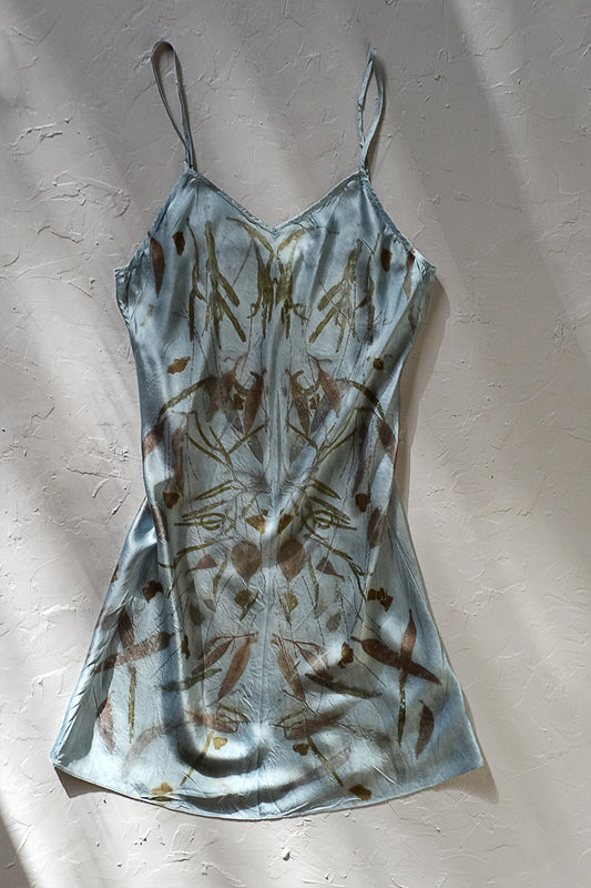 H.L Daintree Satin Chemise - Medium