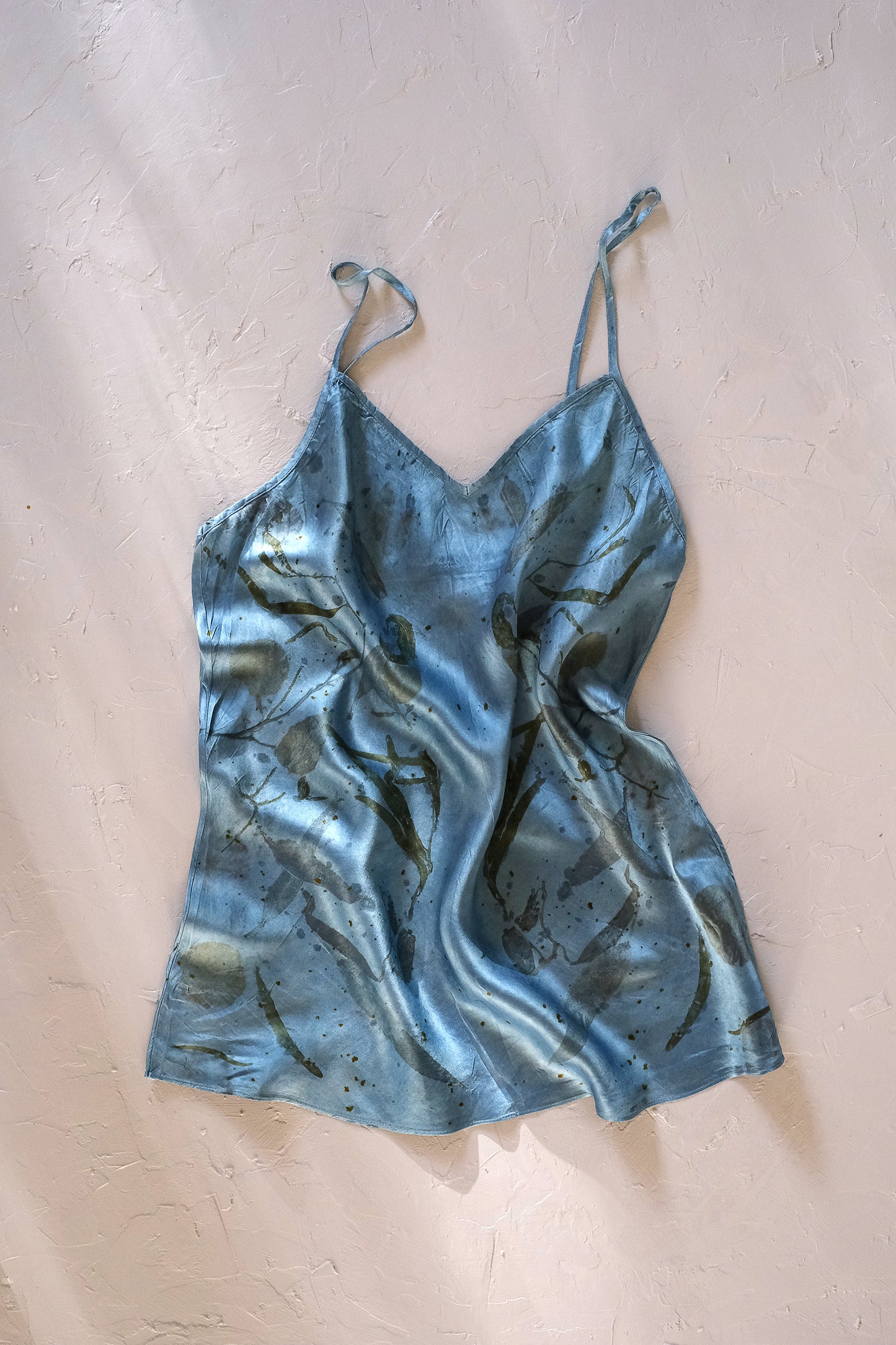 H.L Bondi Satin Chemise - Medium