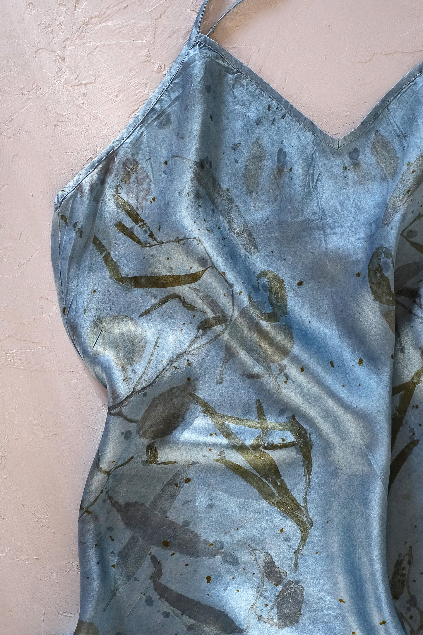 H.L Bondi Satin Chemise - Medium