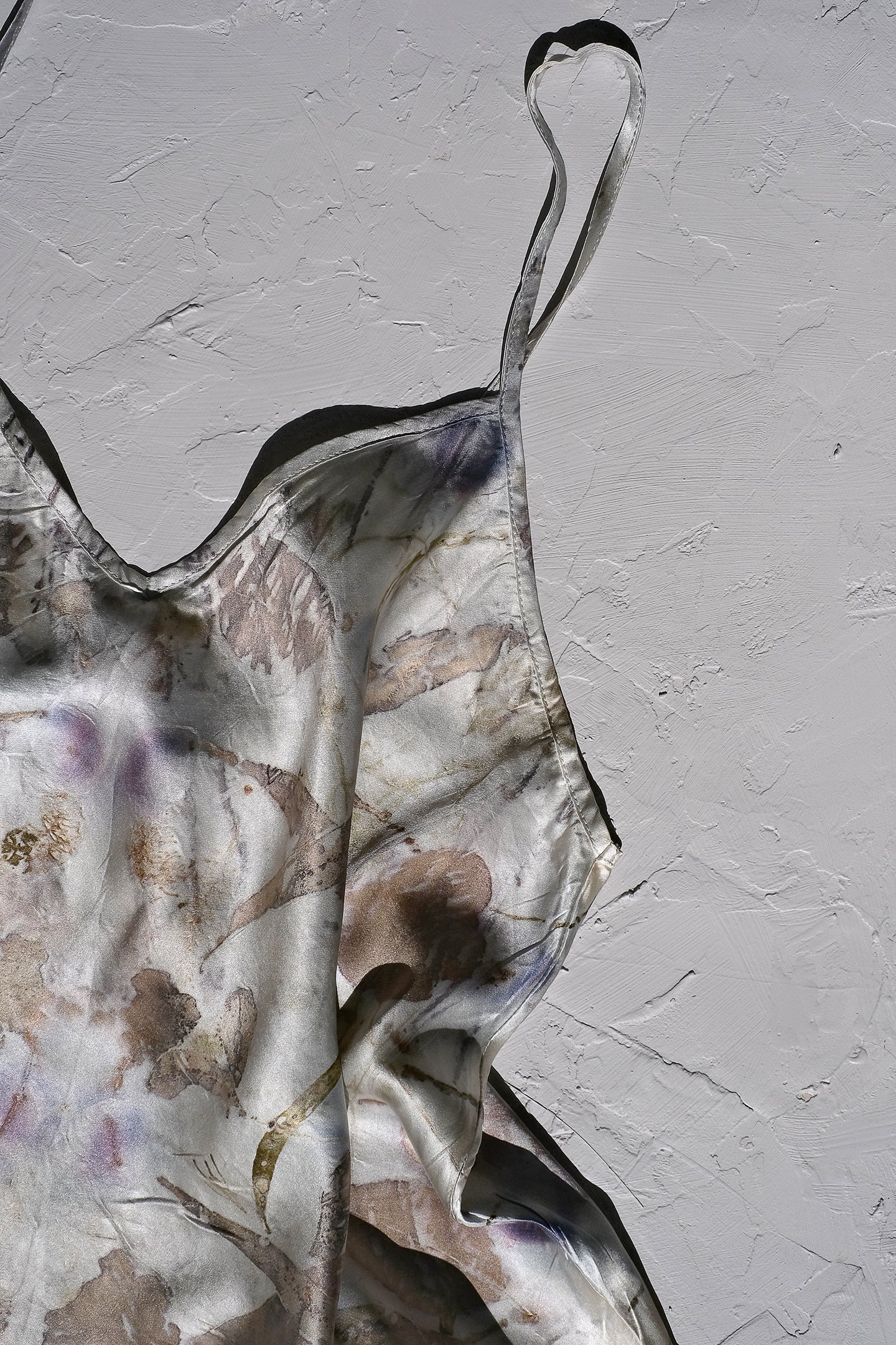 H.L Airyes Satin Camisole - Medium